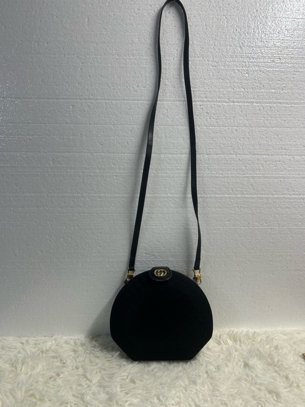 Gucci Black GG Monogram Round Crossbody with Gold Hardware - Picture 2 of 12